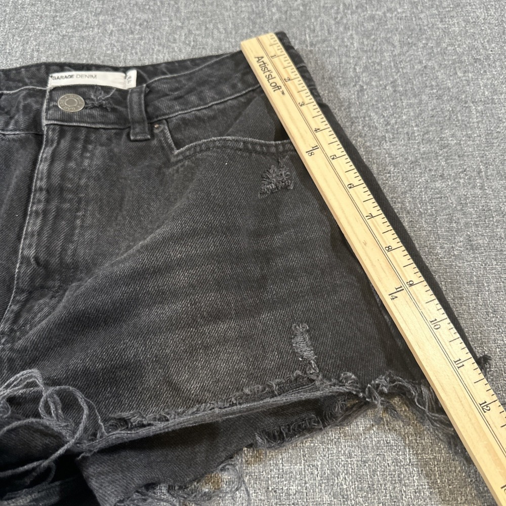 Garage Denim Festival Black Distressed Cutoff Shorts Womens Size 5 27 Waist - Picture 6 of 8